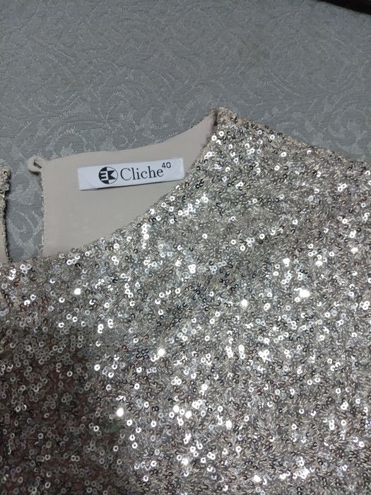 Продам нарядную блузку