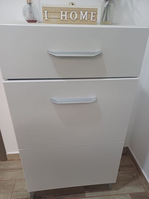 Vând set Cuier +pantofar