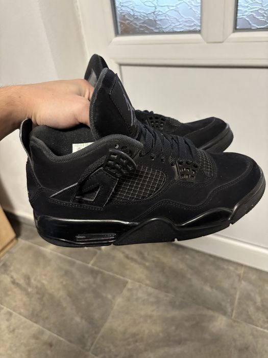 Jordan 4 Black Cat