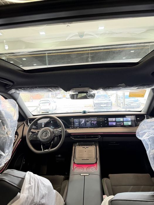 Voyah Free 2025 — 2