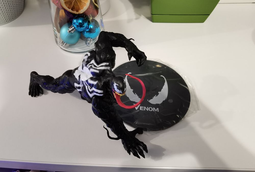 Figurina Venom Marvel Spider-Man