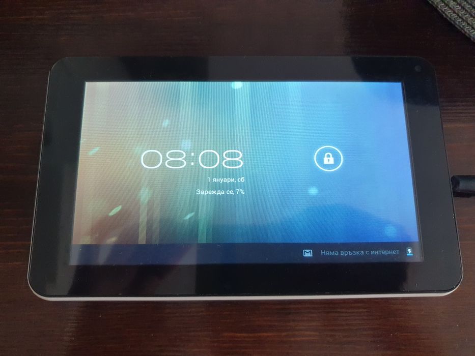 Таблет Virgo + калъф с клавиатура