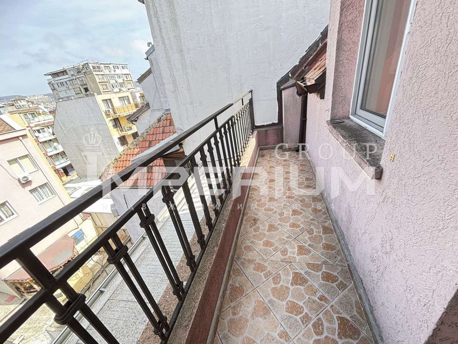 Дава се под наем Едностаен апартамент в Варна, Център - 42 кв.м за 382.5 € - Снимка #8