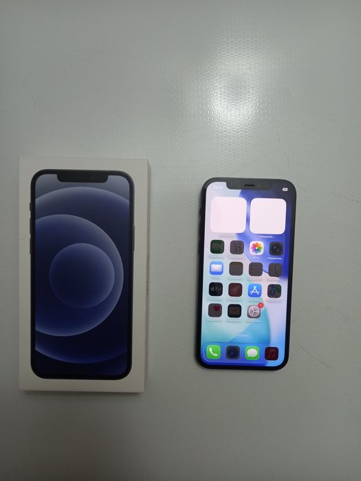 Iphone 12 в идеальном состоянии