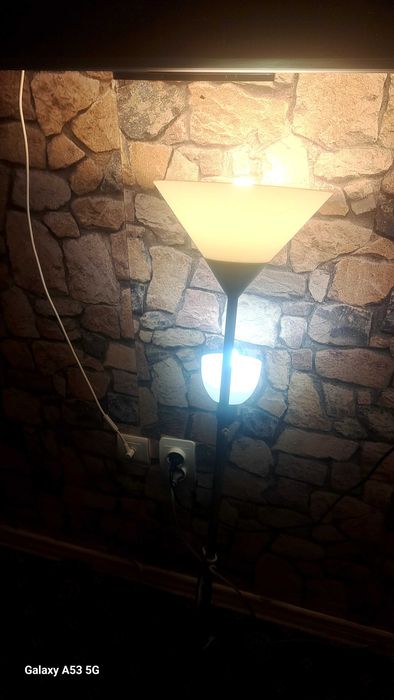 Veioza camera doua becuri