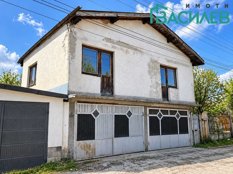 Продава се Къща в Перник, Църква - 270 кв.м за 1038 €/кв.м - Снимка #13