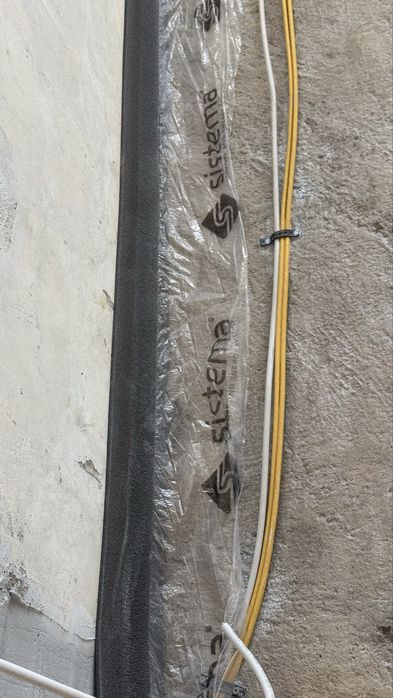 Banda Sistema perimetrala complet adeziva pentru sape