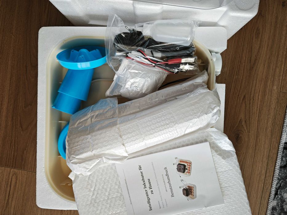 Люпилня за яйца (инкубатор) 35 яйца