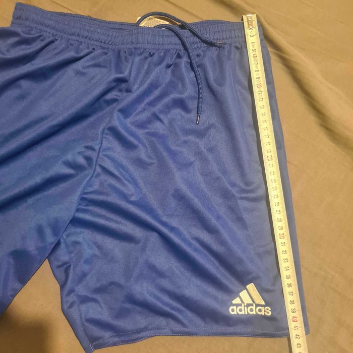 Echipament fotbal cu maneca scurta Adidas 176 cm nou original