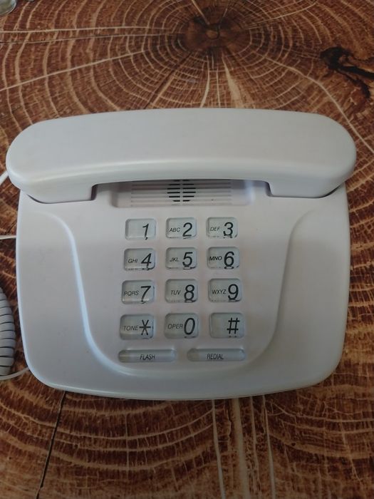 Аналогов телефон за декор,играчка и др.