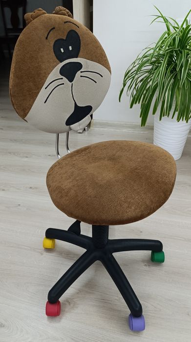 Продам детское кресло бобёр