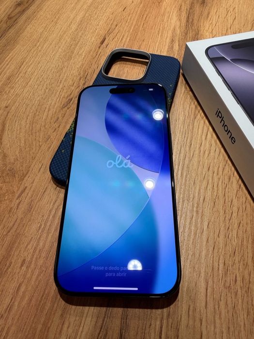 iPhone 16 Pro - 256 GB - Black Titanium - Като нов