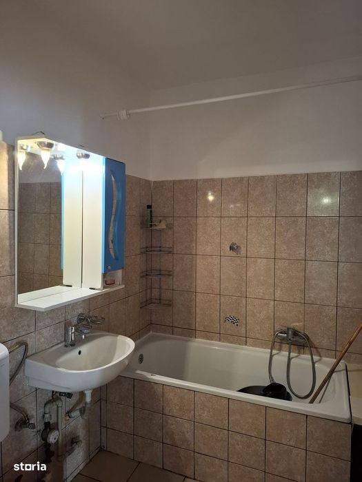 Vând apartament 2 camere