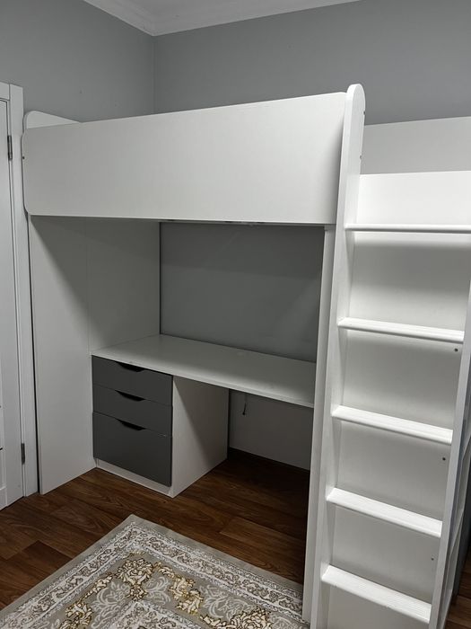 Детский двухъярусный кровать