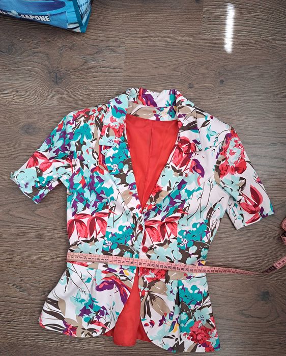 Vand rochie cu sacou cu maneca scurta