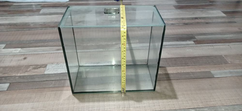 Acvariu pești de  10 litri
