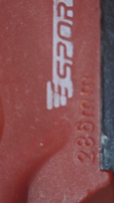 Clapari Sport Fit T50 39 rosii Slovenia second-hand