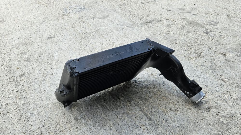 Интеркулер за Астра Г зафира А опц з 20 лед