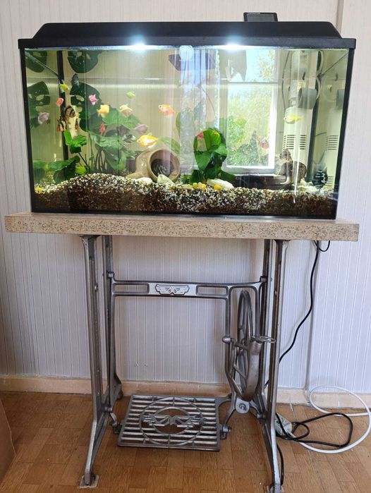 Продам новый аквариум с тумбой
