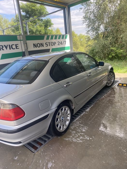 BMW 3 Series 0 — imagine 2