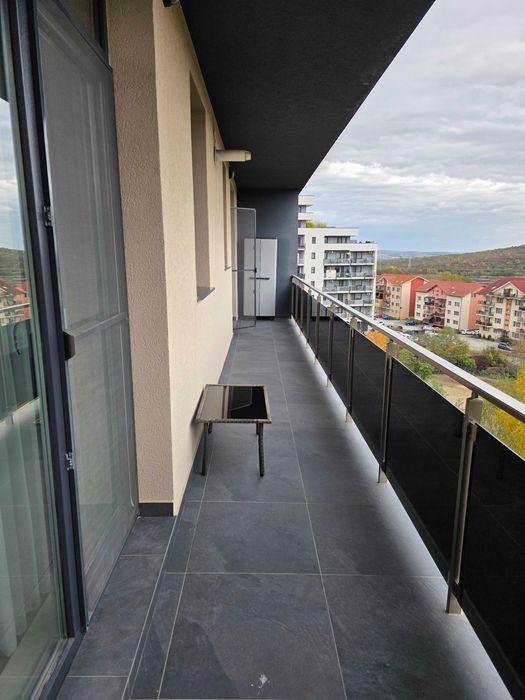 Inchiriez apartament 2 camere decomandat cartier Borhanci