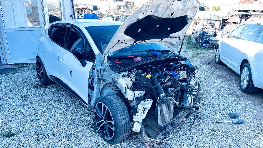 Reno clio avariat 2019