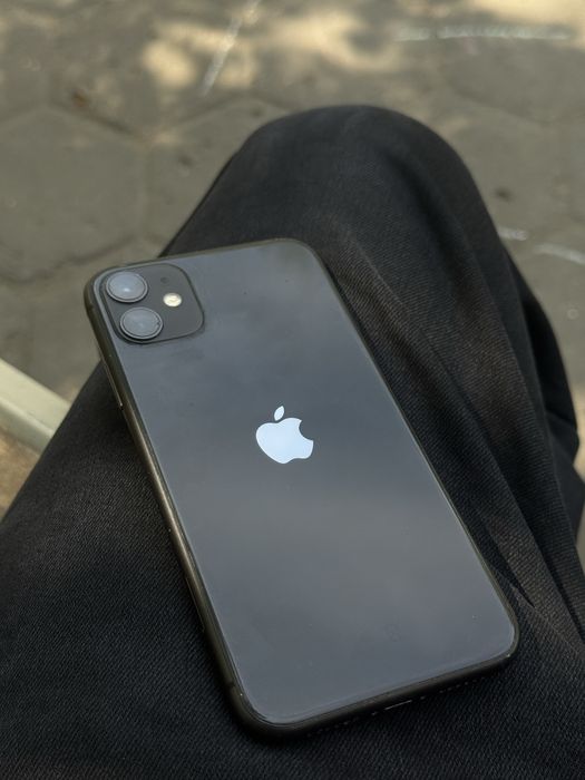 iPhone 11, 85%, целка