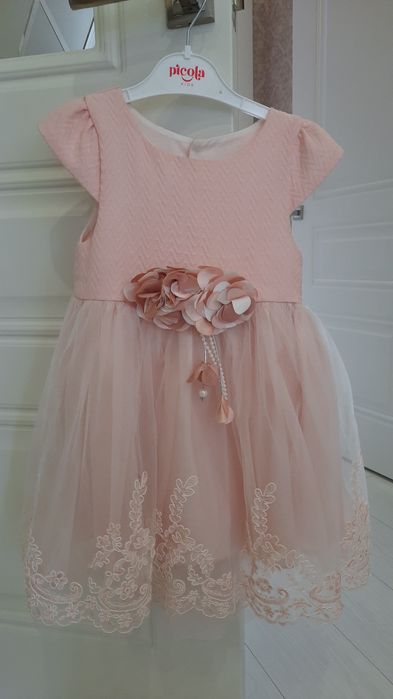 Продам платье нарядное