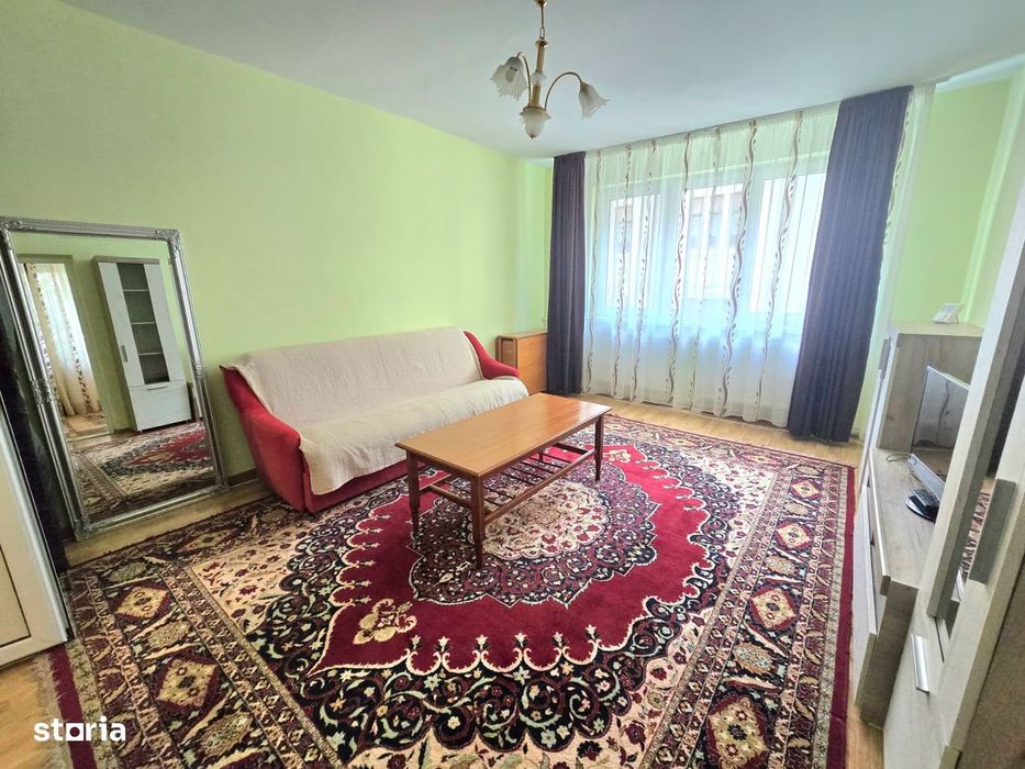 3 Camere | Vis-A-Vis De Umf | Central | 500 € / Luna