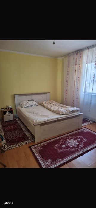 Casă cu 3 camere, teren 250 mp