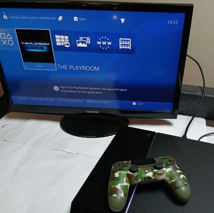 PlayStation 4 с контролер