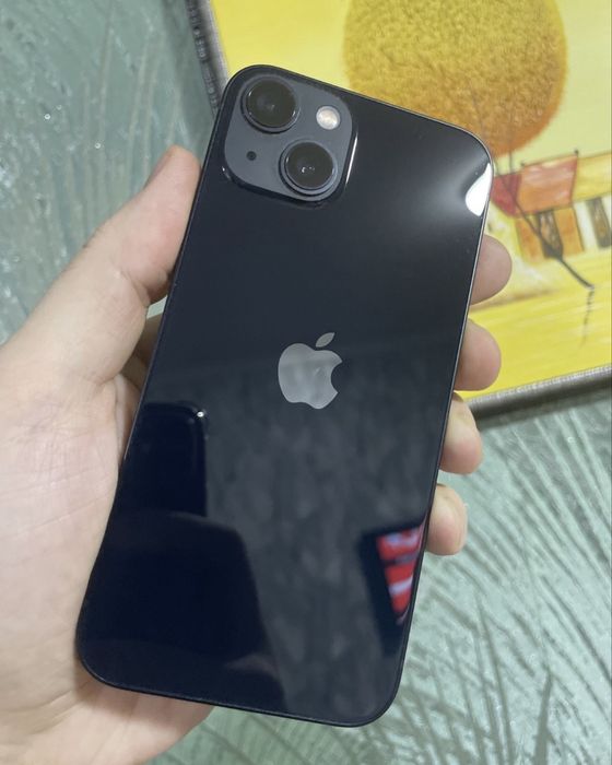 iPhone 13/128Gb в отличном состоянии