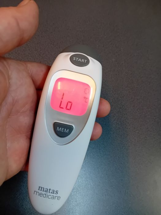 Termometeu infrarosu Matas