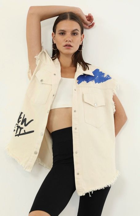 Нов дънков oversize елек, Bershka.