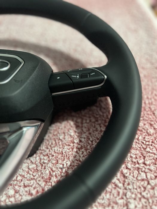 Audi Q7 4M волан