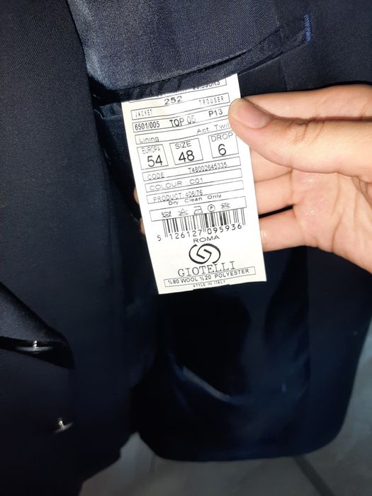 Продам костюм  5 тысяч