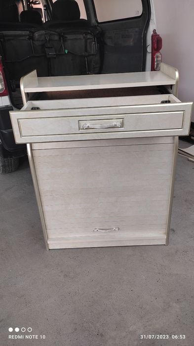 Oyoqkiyim uchun Komodlar (perehoshka)