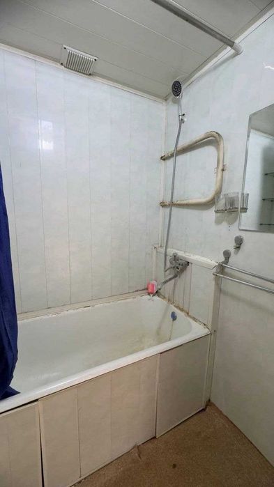 Продается 1/2/5 на Авиасозлар-2 40 кв2 (R)