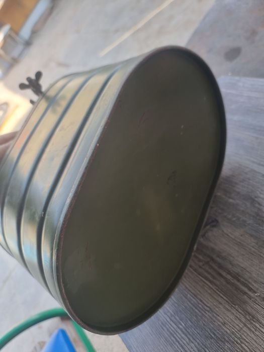 Продам термос армейскии