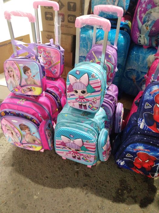 Детское рюгзаг 3в 1 для школьных и отдых