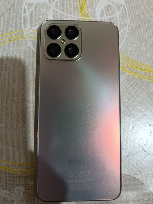 HONOR X 8 sotaman: 800 000 so’m