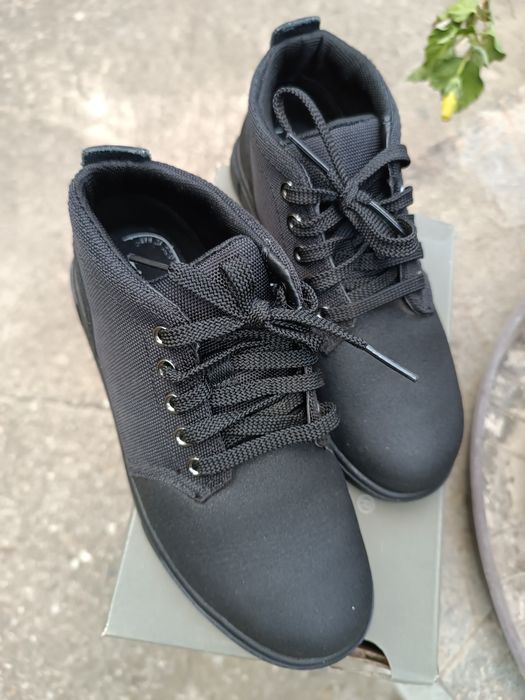 Детски спортни обувки