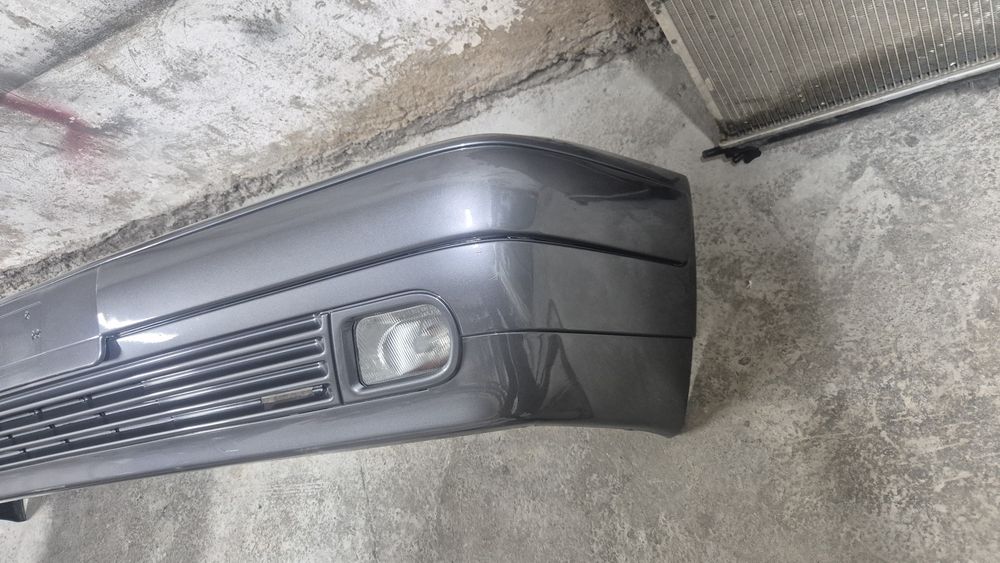 Бампер от мерседес 210 дорест