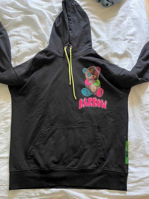 Hanorac Barrow, purtat o singura data