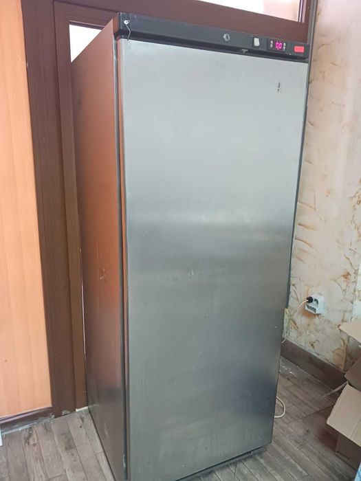 Хладилник в добро състояние
