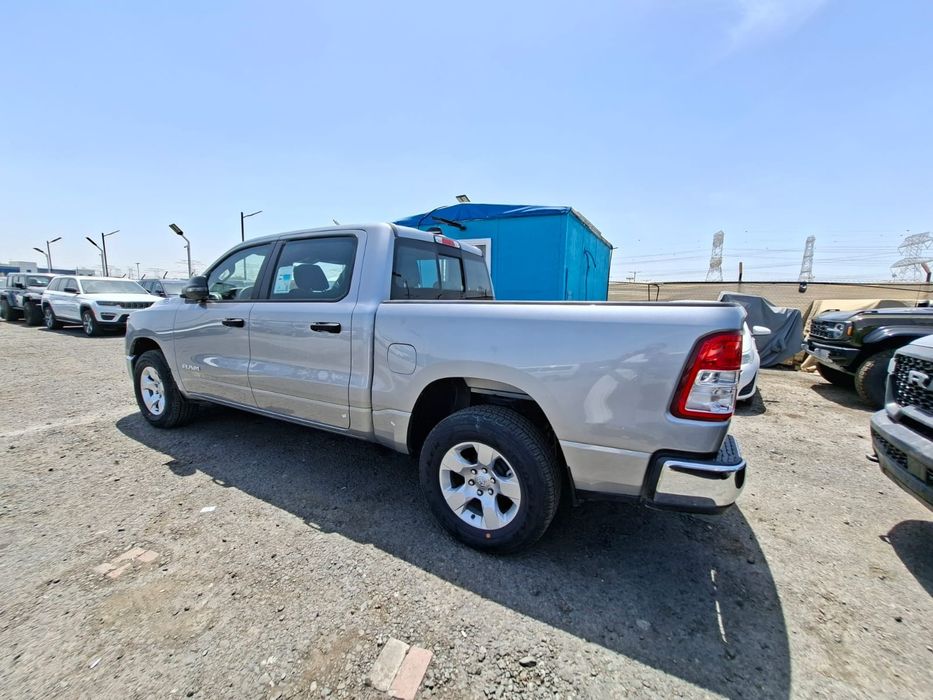 Продам автомобиль Dodge RAM.