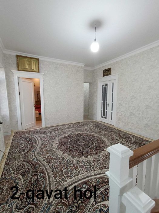 Qumariqda Katta hovli uy sotiladi 5 xona 2xol 3ta sanuzel.