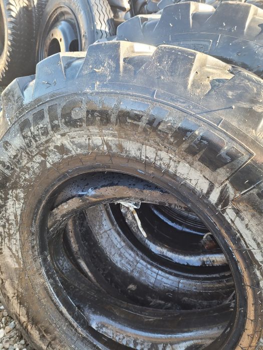 Anvelope Excavator, Remorcă, Michelin 10.00-20 (16-18ply)