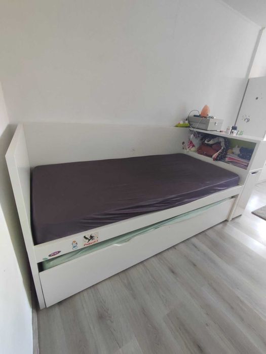 Комплект мебели IKEA Спешна разпродажба на символична цена! столове легло гардероб етажерки шкафче маса рафтове