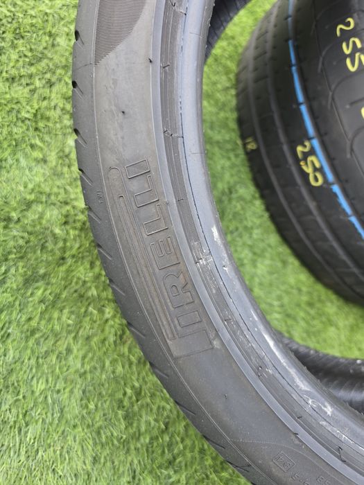 255 35 20 pirelli